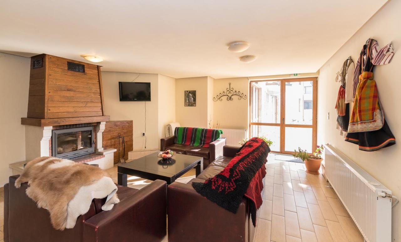 Charming Ski Apartments Near Gondola & Bar Street, Cedar Lodge 1 Complex Bansko Exteriér fotografie